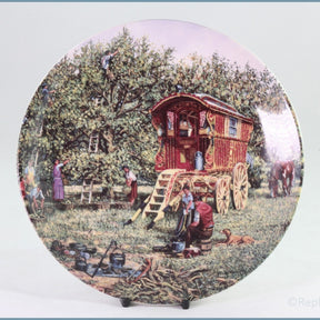 Wedgwood - The Farm Year - Fruit Pickers (September)