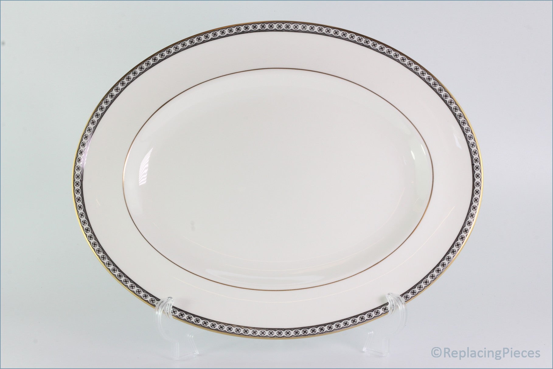 Wedgwood - Ulander (Black) - 13 3/4