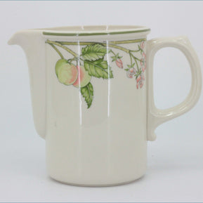 Wedgwood - Wild Apple - 1 1/4 Pint Jug