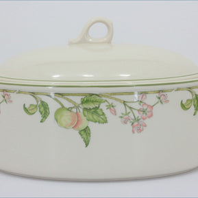 Wedgwood - Wild Apple - Oval Casserole Dish