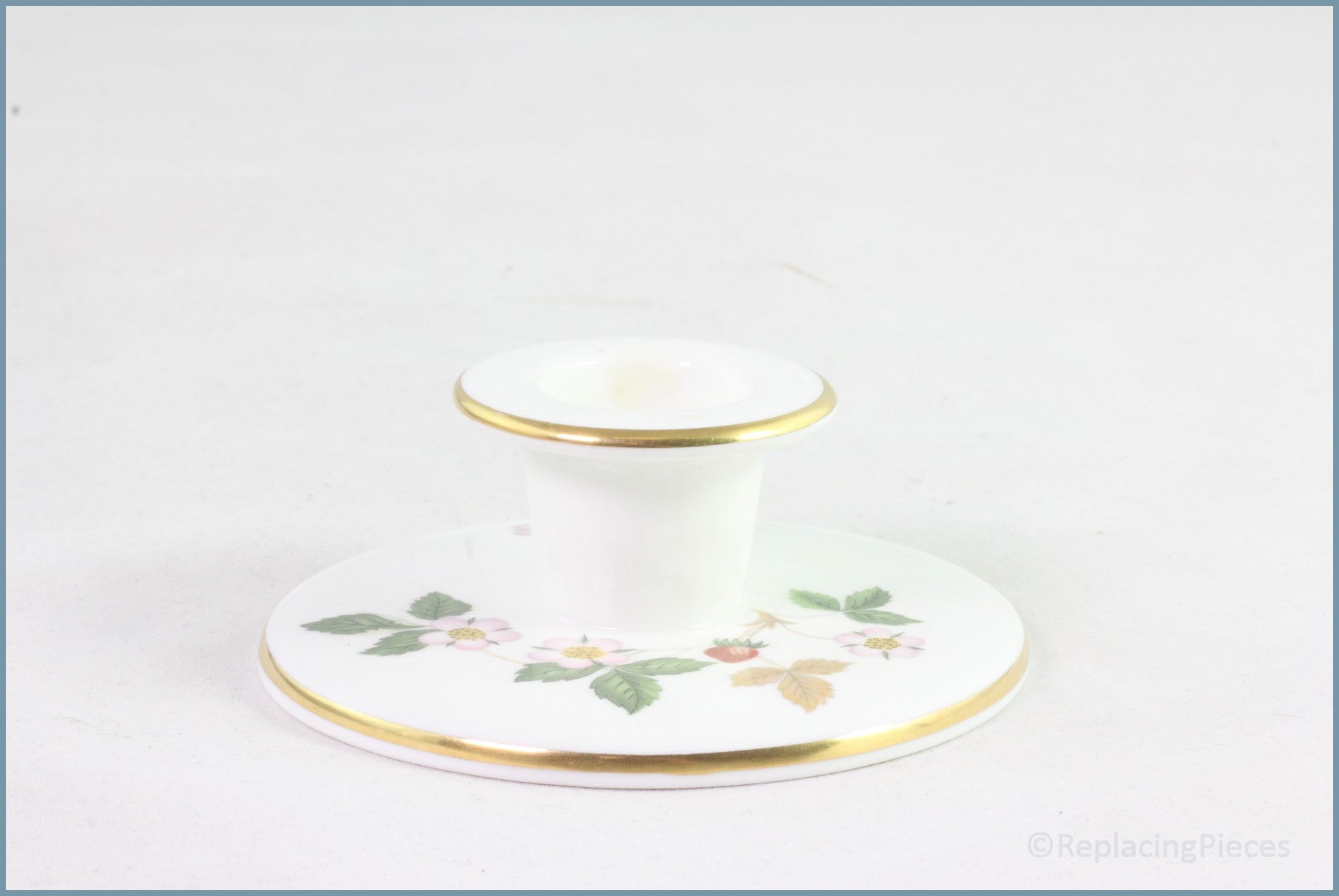 Wedgwood - Wild Strawberry - Candlestick (Low)
