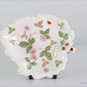 Wedgwood - Wild Strawberry - Leaf Dish