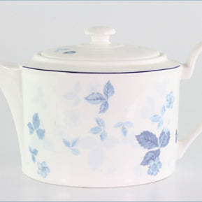Wedgwood - Strawberry Blue - 3/4 Pint Teapot