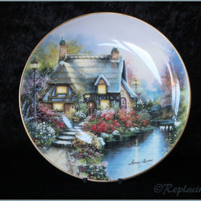 Royal Doulton - The Cottage On Lamp Post Stream
