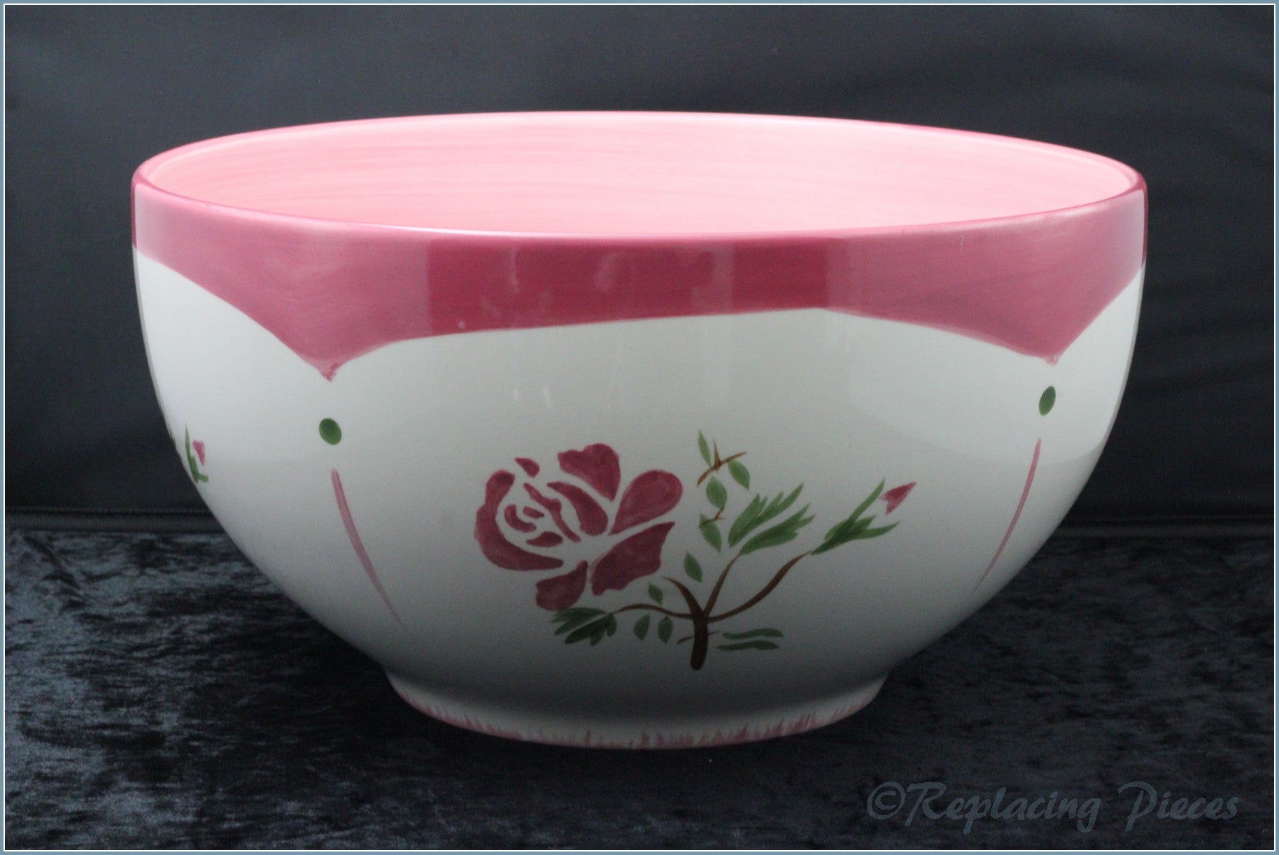 Johnson Brothers - Farmhouse Chic - Large Salad Bowl