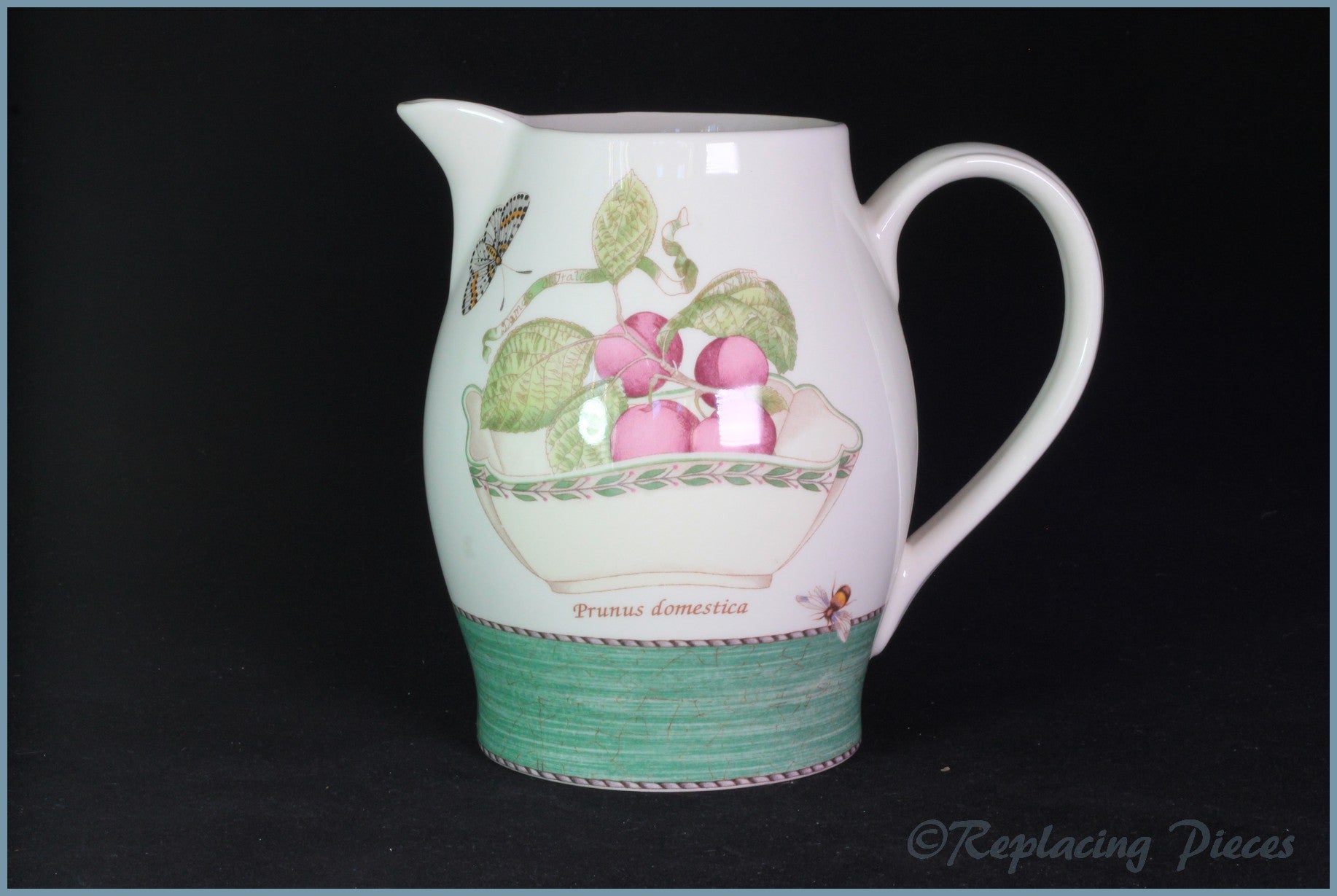 Wedgwood - Sarahs Garden - 1 1/2 Pint Jug (Prunus Domestica)