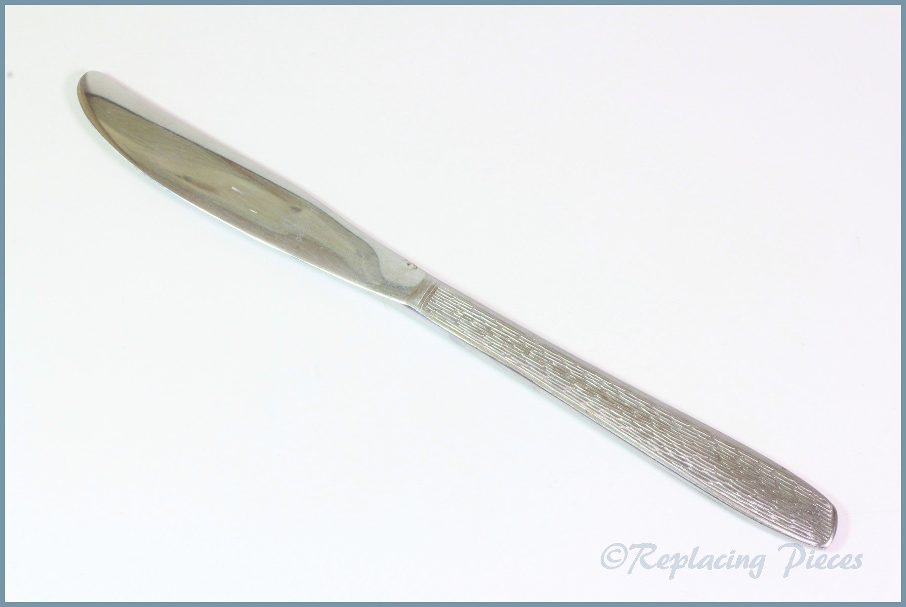 Oneida - Textura - Dinner Knife