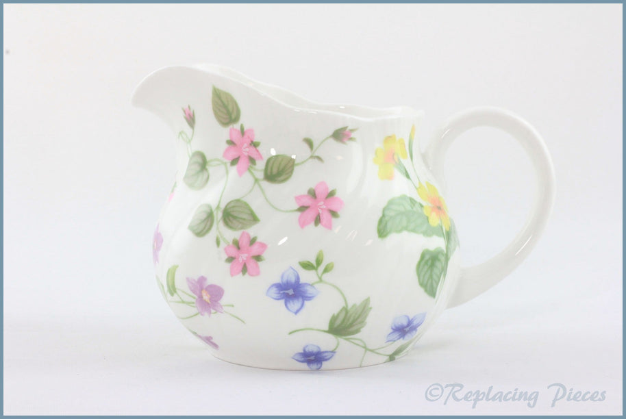 Queens - Country Meadow - Milk Jug