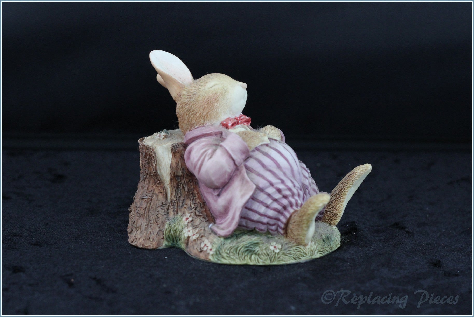 Villeroy & Boch - Foxwood Tales Figurines - No.11 Rue's Dad