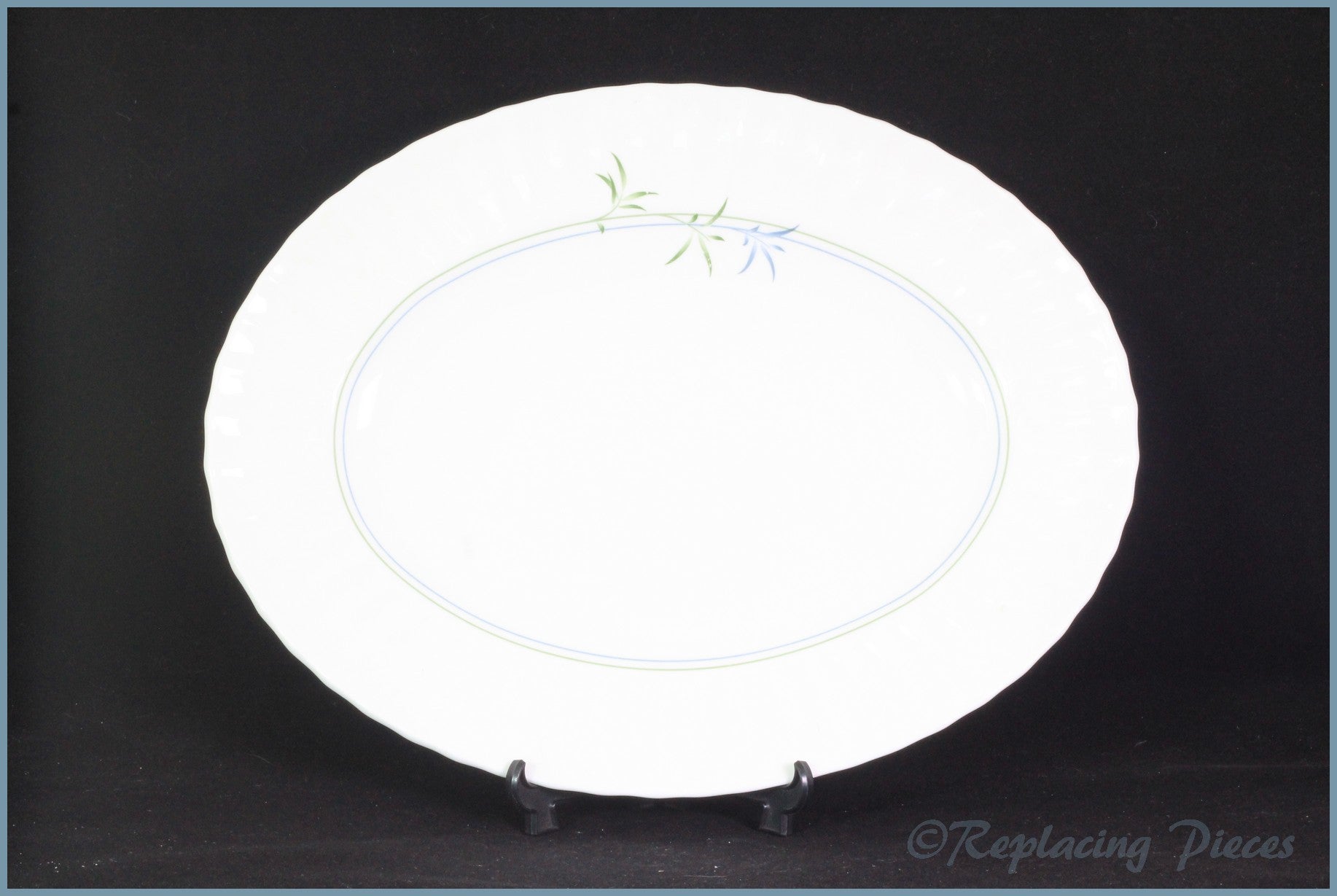 Royal Worcester - Green Bamboo - 13 3/4