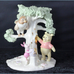 Lenox - Winnie The Pooh - Poohs Picnic Candlesticks (Pair)