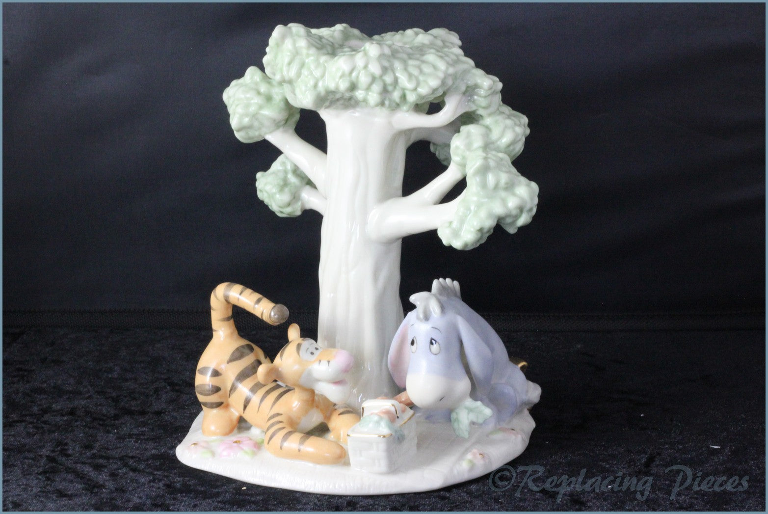 Lenox - Winnie The Pooh - Poohs Picnic Candlesticks (Pair)