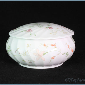 Wedgwood - Campion - Round Lidded Box