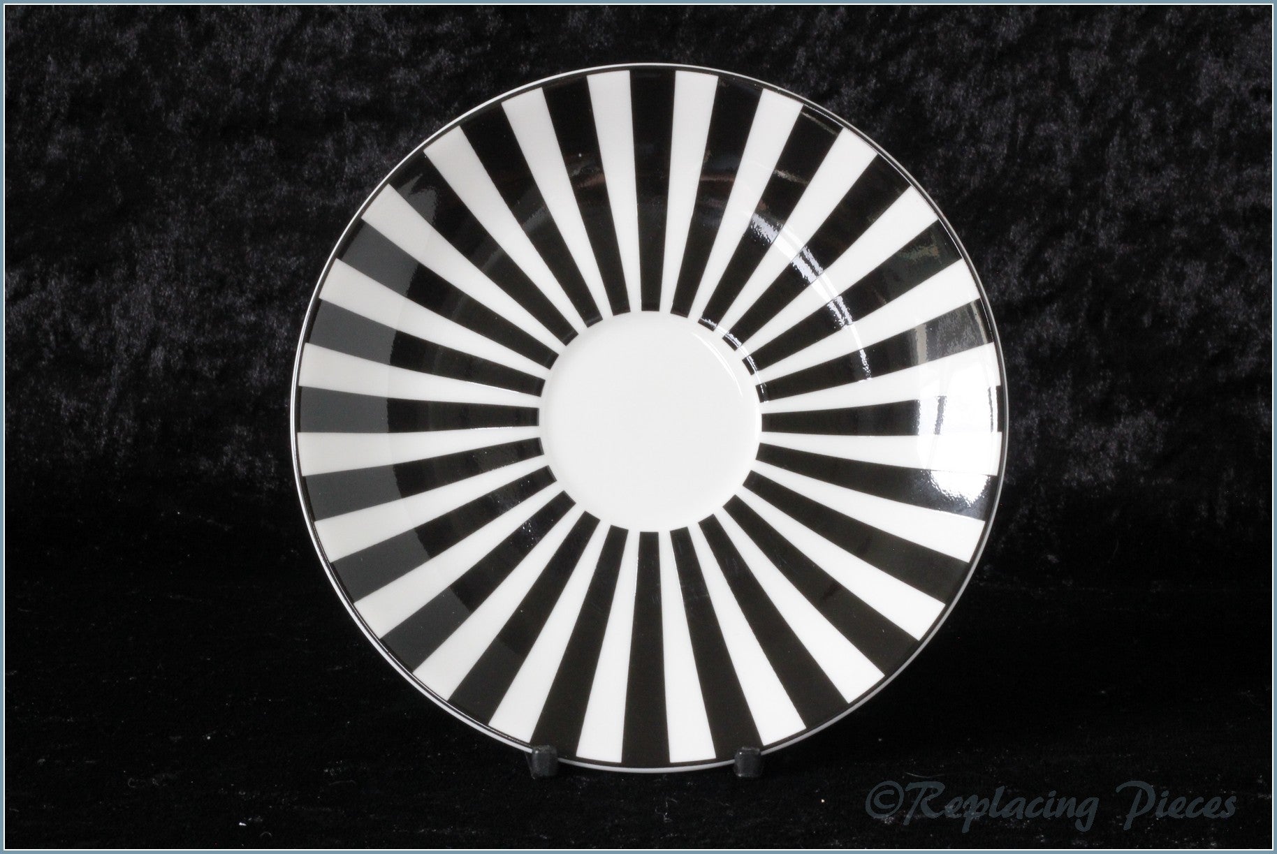 Marks & Spencer - Ruby - Tea Saucer