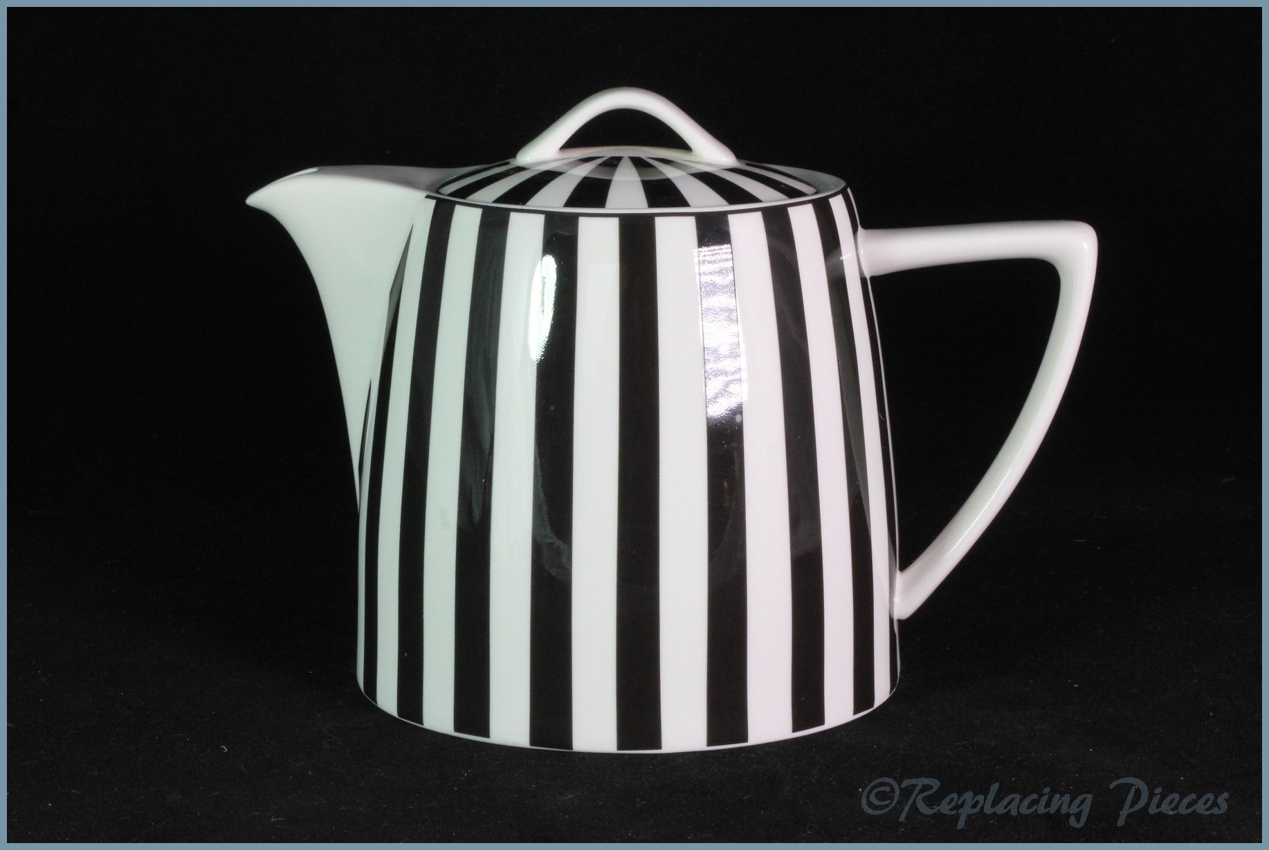 Marks & Spencer - Ruby - Teapot