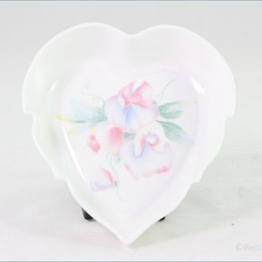 Aynsley - Little Sweetheart - Heart Shaped Trinket Dish