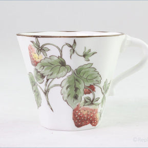 Coalport - Strawberry - Teacup