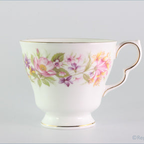 Colclough - Wayside (8581) - Teacup (Pear Shape)