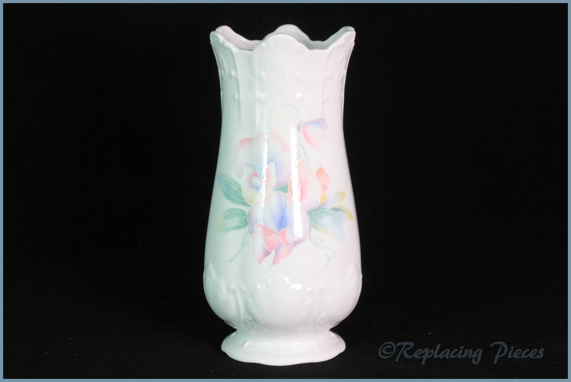 Aynsley - Little Sweetheart - Fluted Vase