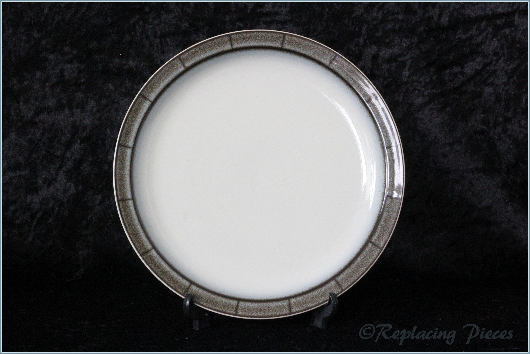 Denby - Saturn - 8 1/2