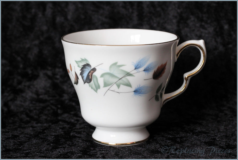 Colclough - Linden (8162) - Teacup (Pear Shape)