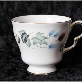 Colclough - Linden (8162) - Teacup (Pear Shape)