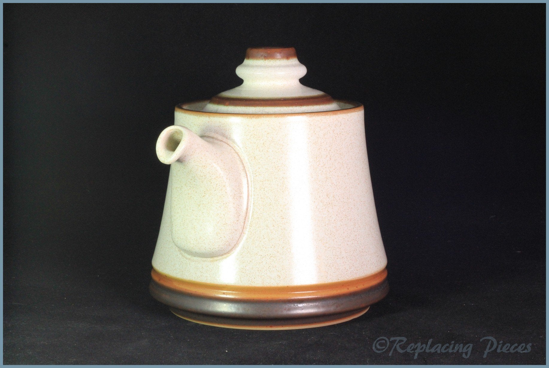 Denby - Potters Wheel (Tan) - 2 1/2 Pint Teapot